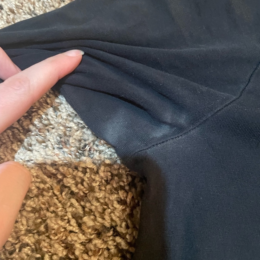 Black gymshark long sleeve - Picture 3 of 6